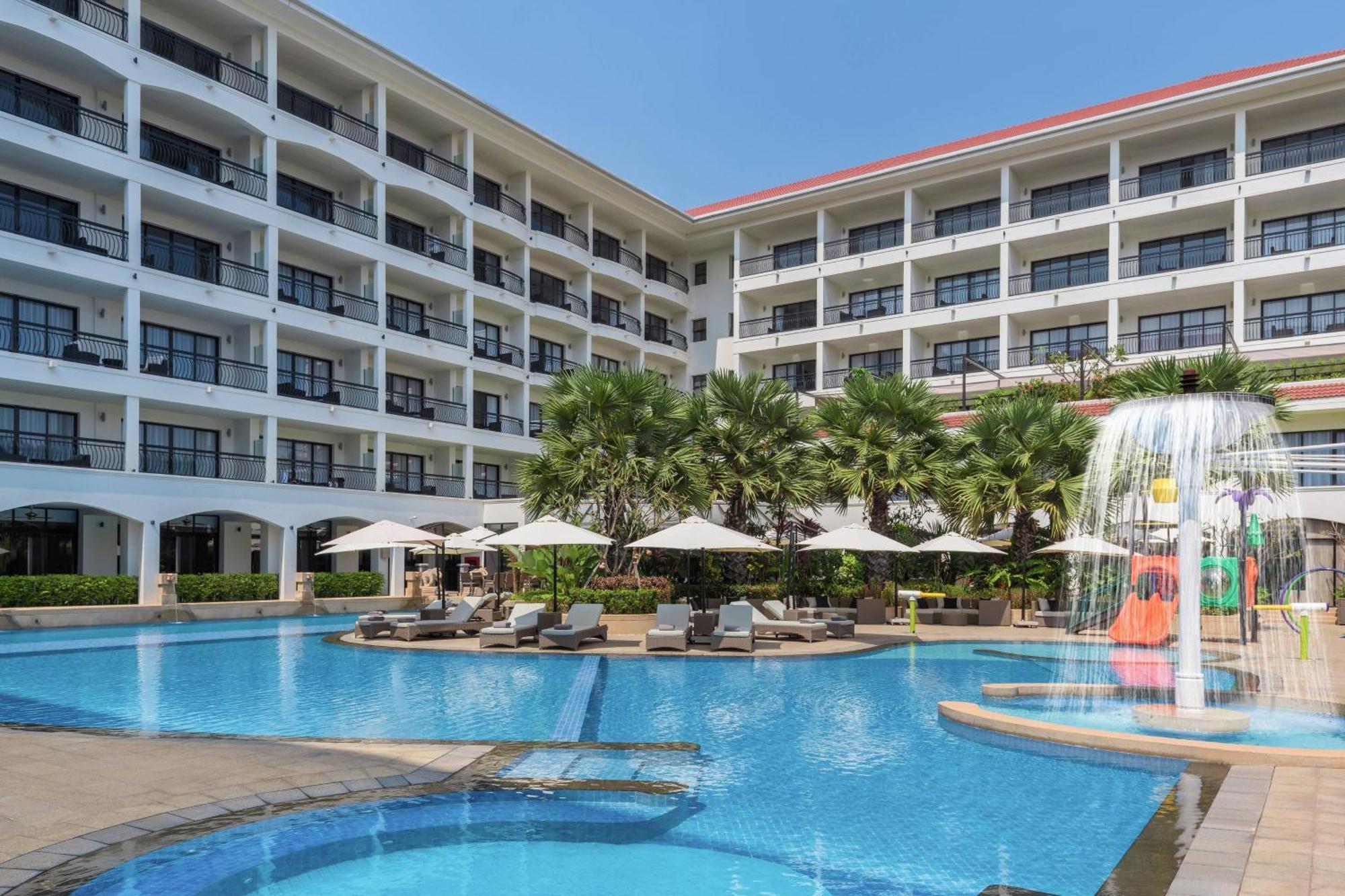 Courtyard By Marriott Siem Reap Resort Exterior photo