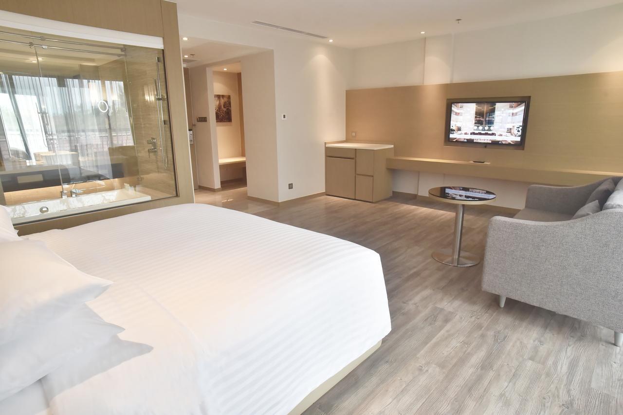 Courtyard By Marriott Siem Reap Resort Exterior photo